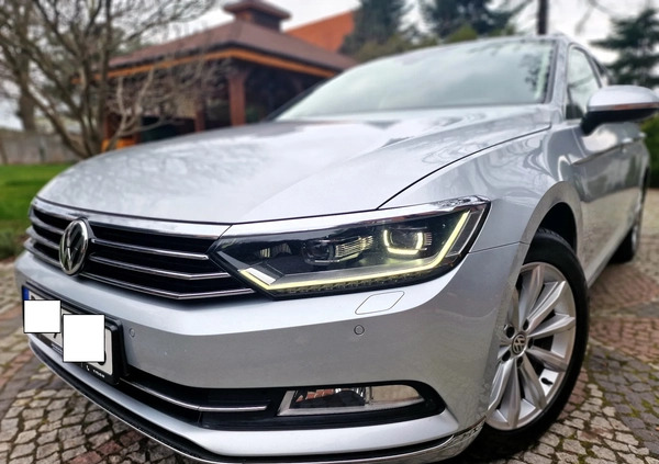 Volkswagen Passat cena 74700 przebieg: 190000, rok produkcji 2019 z Legnica małe 781